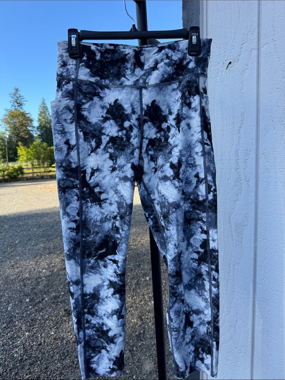 Athletic Works Black & White Tie-Dye Leggings